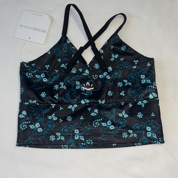 Beyond Yoga Lux High Waisted Leggings & Criss Cross Cropped Tank SMALL - Picture 12 of 16